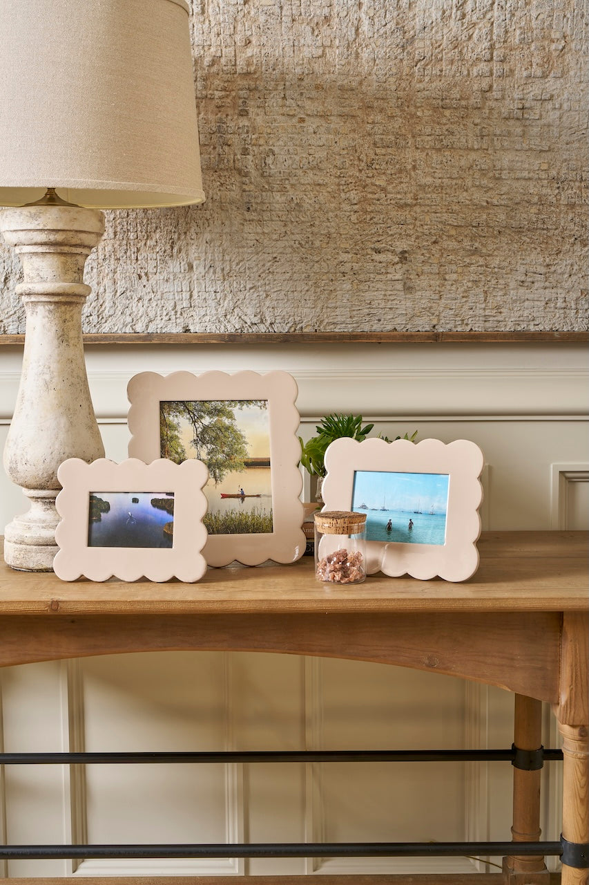 Gracie Scalloped Photo Frame - Natural - Avail 09/24