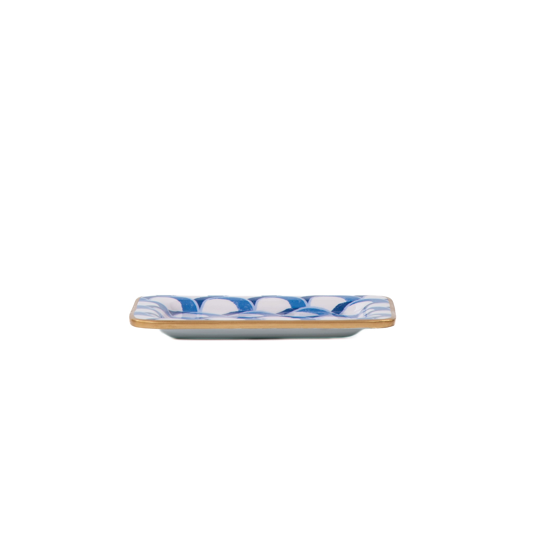 Scallops Enameled Laney Tray - Avail 08/24