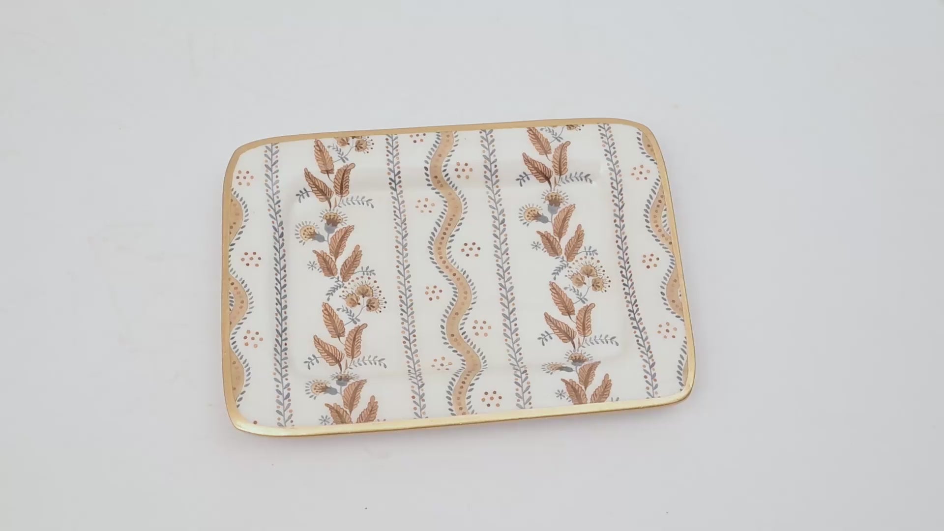 Emma Stripe Enameled Laney Soap Dish